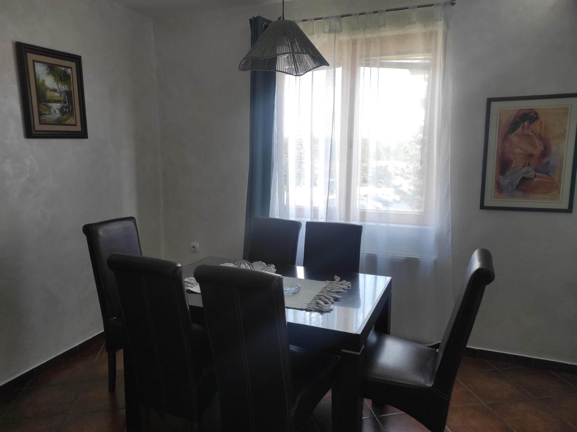 Apartments Vila Knez Zlatibor Bilik gambar