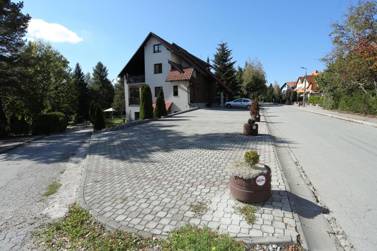 Apartments Vila Knez Zlatibor Luaran gambar